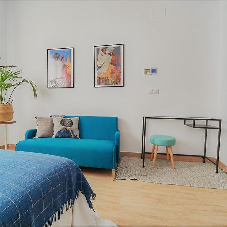 Pelicano Seville Apartments Екстер'єр фото